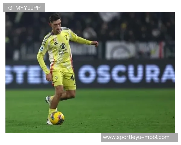 米兰积极寻求租借菲尔克鲁格以应对希门尼斯受伤带来的前锋短缺问题